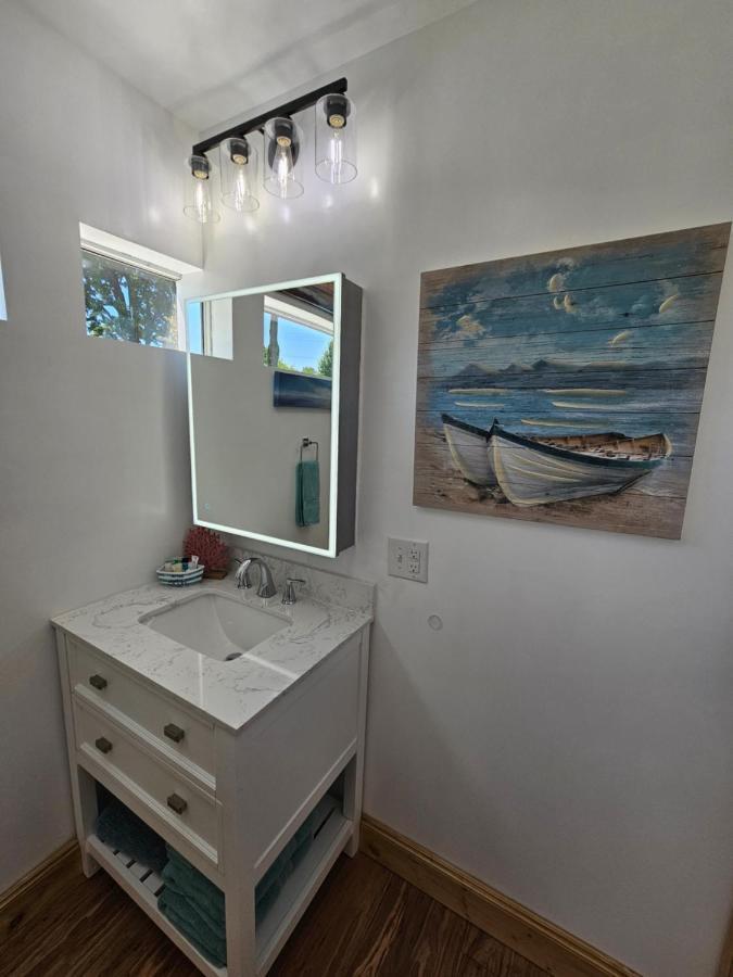 Seaside Lake-Front Cottage Madison Ngoại thất bức ảnh